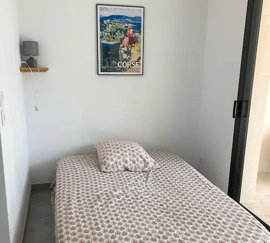 Appartement T1 Traversant, Plain Pied Entre Et Montagne